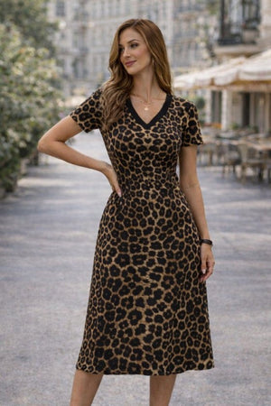 Kadın Kısa Kollu V Yakalı Leopar Desenli Kısa Süprem Elbise , 33177