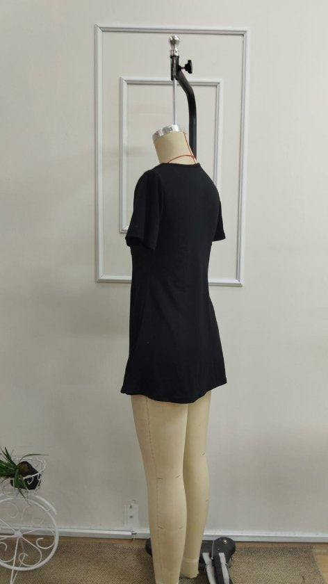 Bluză de damă din viscoză, cu mânecă scurtă, decolteu în V asimetric și detaliu cu nasturi, 33343