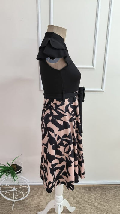 Kadın Kısa Kollu Kolu Fırfır Detay Mini Kuşaklı Kloş Krep Elbise, 33460