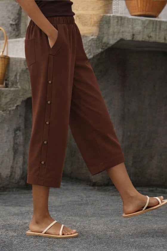 Pantaloni midi elastici cu talie înaltă pentru femei, cu nasturi laterali, 33562
