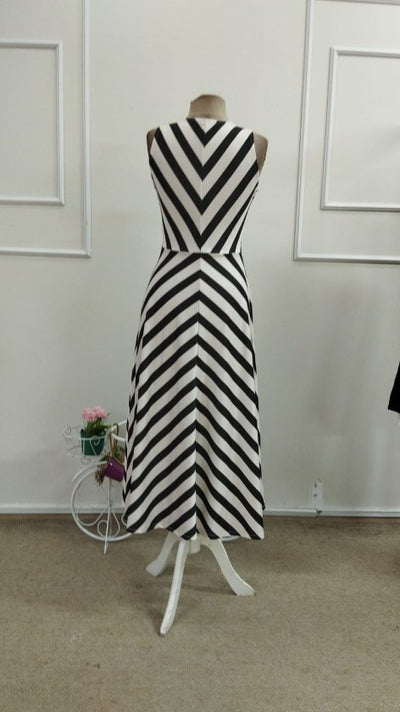 Rochie Midi din Dalgaç cu dungi pentru femei cu bretele, guler incrucișat, fără centură, 37239