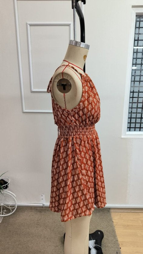 Kadın Omuzlardan Açık Boyun Arkasından Bağcıklı Beli Lastikli Kısa Süprem Elbise, 34228