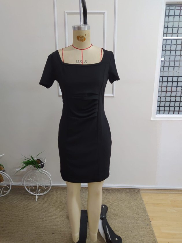Women's Short Sleeve Square Neck Side Ruched Cropped Imported Crepe Dress, 34251