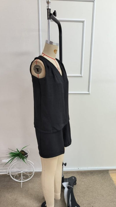 Set de două piese pentru femei, bluză și pantaloni scurți cu mânecă scurtă și decolteu în V, 34314