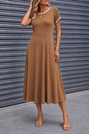 Kadın Kısa Kollu Yuvarlak Yakalı Beyaz şerit Detaylı Midi Viskon Elbise, 34405