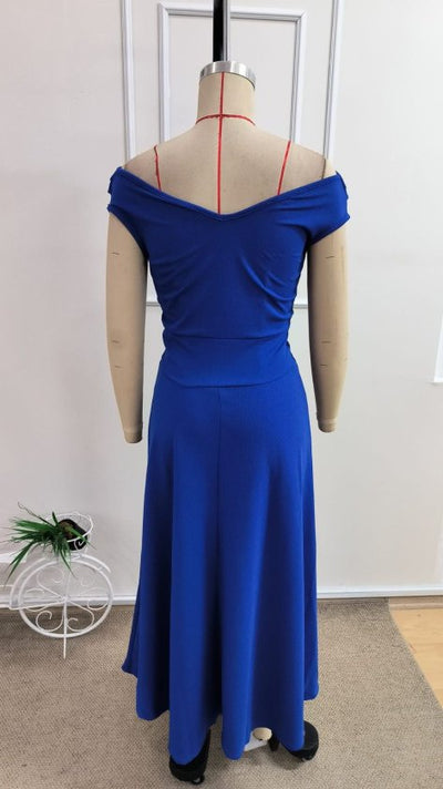 Rochie lungă de damă din crep janjan, cu decolteu petrecut, umeri goi și talie marcată, 35745