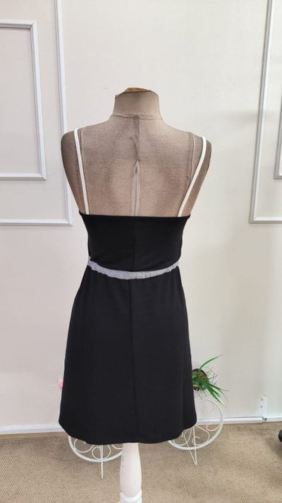 Rochie scurtă din viscoză multicoloră cu două fire, cu bretele, fermoar frontal, cu legături în talie, 34510