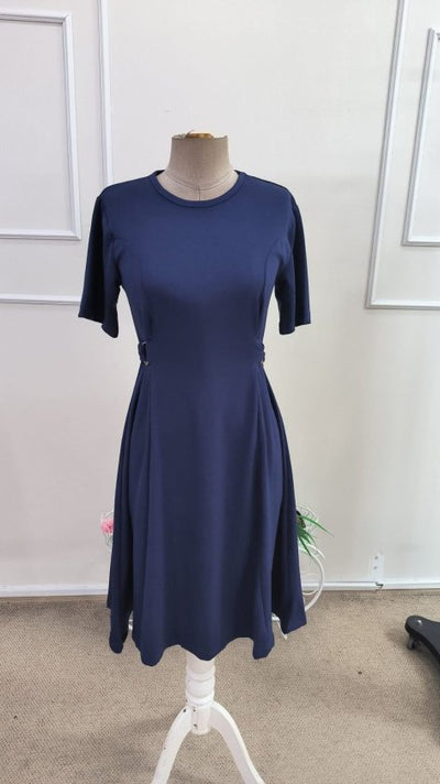Rochie scurtă din modal pentru femei, cu mânecă scurtă, guler rotund și detaliu cu cataramă laterală, 34583