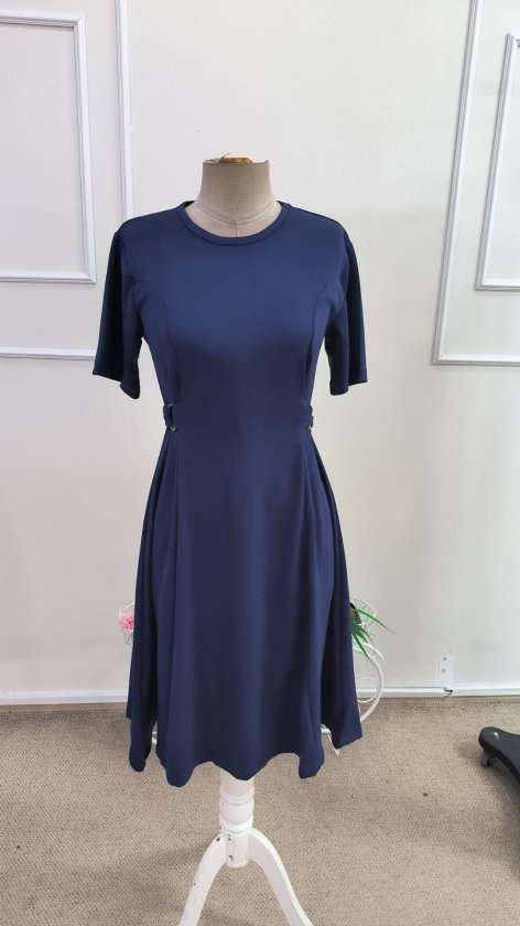 Rochie scurtă din modal pentru femei, cu mânecă scurtă, guler rotund și detaliu cu cataramă laterală, 34583