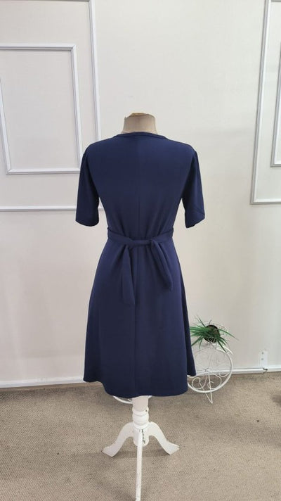 Rochie scurtă din modal pentru femei, cu mânecă scurtă, guler rotund și detaliu cu cataramă laterală, 34583