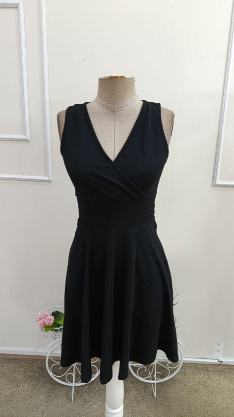 Rochie scurtă din crep strălucitor, cu guler înfășurat și bretele, pentru femei, 34619