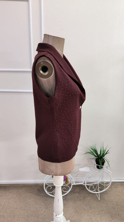 Vestă de damă din satin, fără mâneci, cu guler decorat și deschidere frontală, 34699
