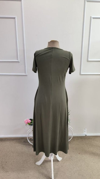 Rochie midi din viscoză cu mânecă scurtă, decolteu în V și detalii cu buzunare pentru femei, 34747