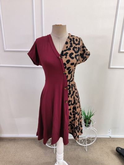 Rochie scurtă din viscoză pentru femei, cu mânecă scurtă, decolteu în V și detaliu leopard pe o parte, 34819