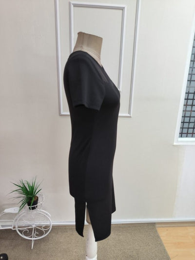 Rochie Scurtă din Crep Janjan cu Gât Barcă, Detaliu Tul, Fermoar Lateral, 36883