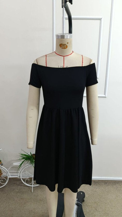 Rochie Scurtă din Crepon Janjan pentru Femei, Guler Madonna, Mâneci Scurte, 35114