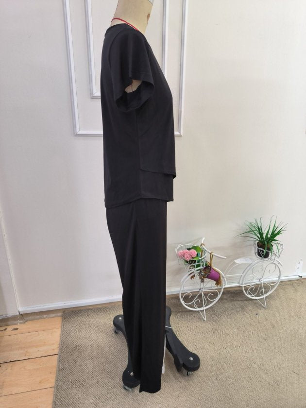 Set Două Piese, Femeie, Bluză din Sandy cu Mânecă Scurtă, Gât Barcă, Detaliu Asimetric, Pantalon, Lungime Scurtă, 36848