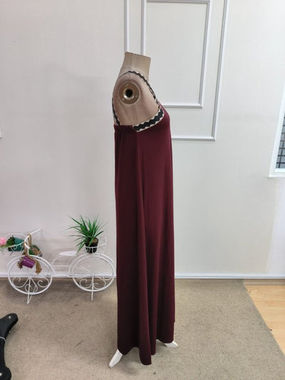 Rochie lungă de damă din crep Janjan, decupată pe umeri, cu detaliu elastic în cruce în față, 35426