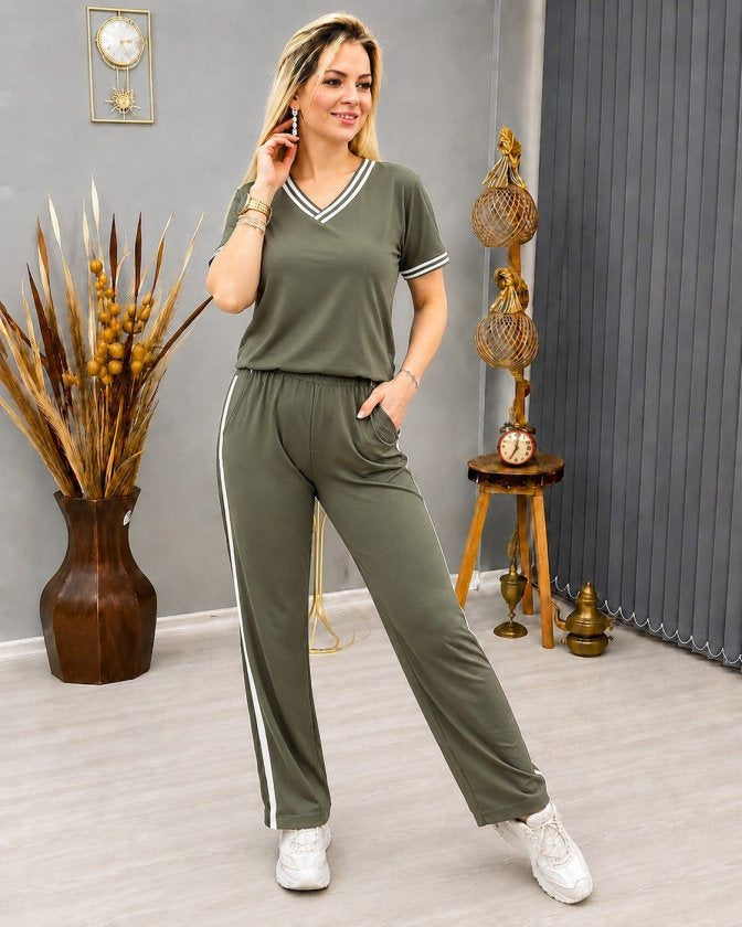 Costum pentru femei din 2 piese - bluz viscoza cu maneca scurta, guler V si pantaloni, 35466