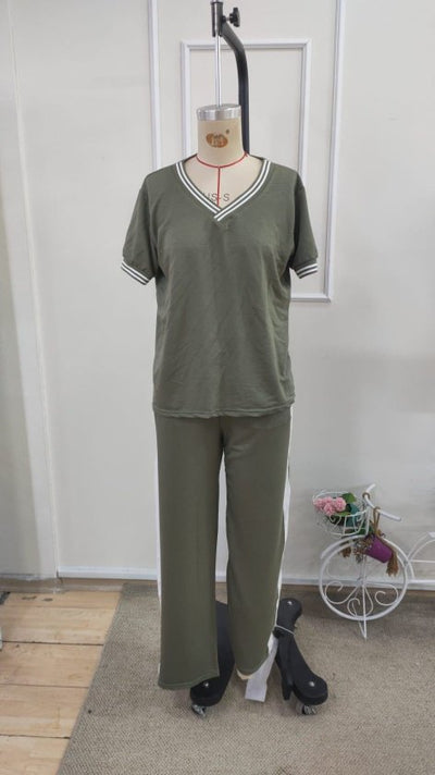 Costum pentru femei din 2 piese - bluz viscoza cu maneca scurta, guler V si pantaloni, 35466