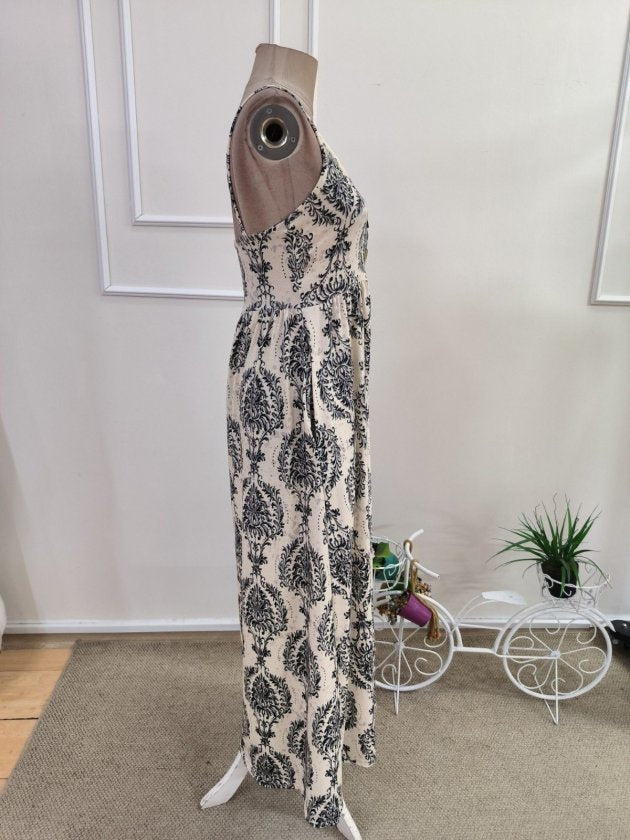 Rochie supreme lunga cu bretele subtiri, guler V, nasturi in fata si model desenat, 35740