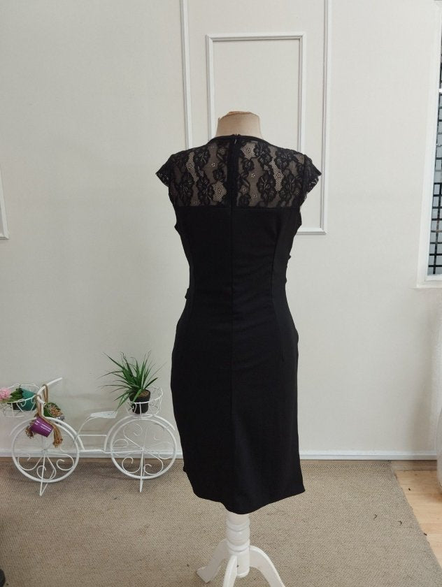 Rochie Scurtă din Crepon Importat pentru Femei cu Mâneci Scurte, Guler Rotund, Plisare Frontală, 37675