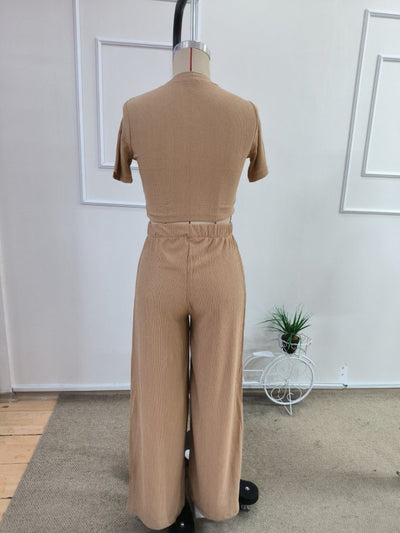 Compleu feminin din Bürümcük, cu mâneci scurte, guler în crâu, bluza și pantaloni scurți, 36186