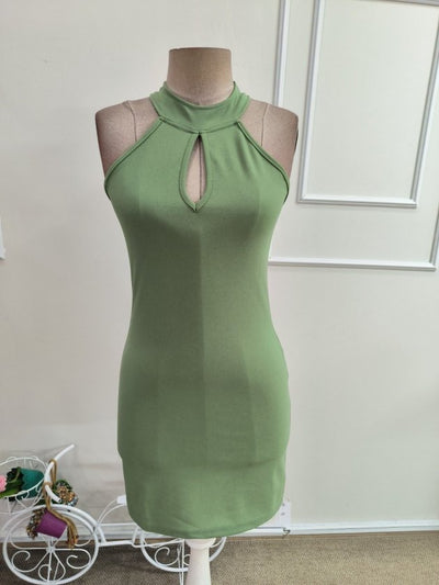 Rochie scurtă femininǎ din Krep importat, cu mâneci raglan, detaliu cu inel la gât, 36354