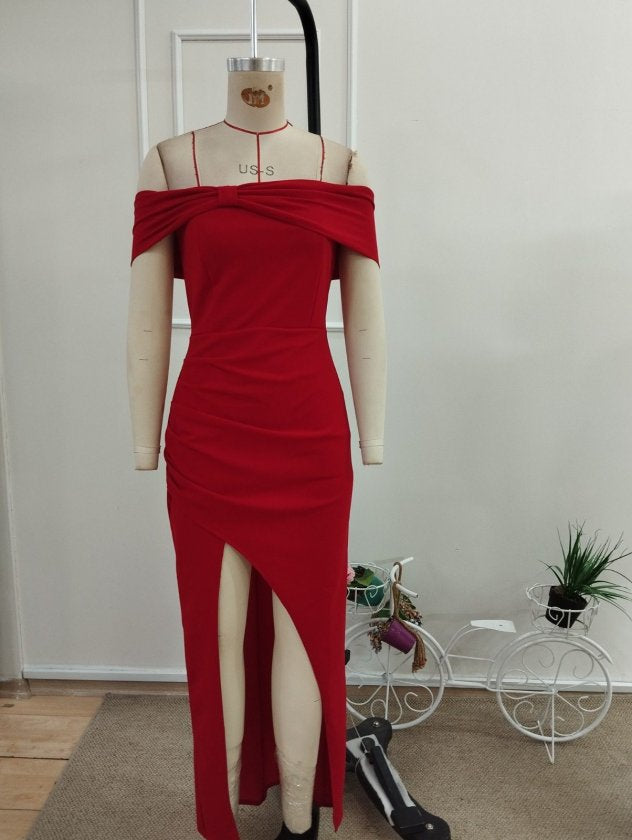 Rochie din Krep importat, lungă, femininǎ cu tăieturi adânci pe spate, cu umeri descoperiți, 36446