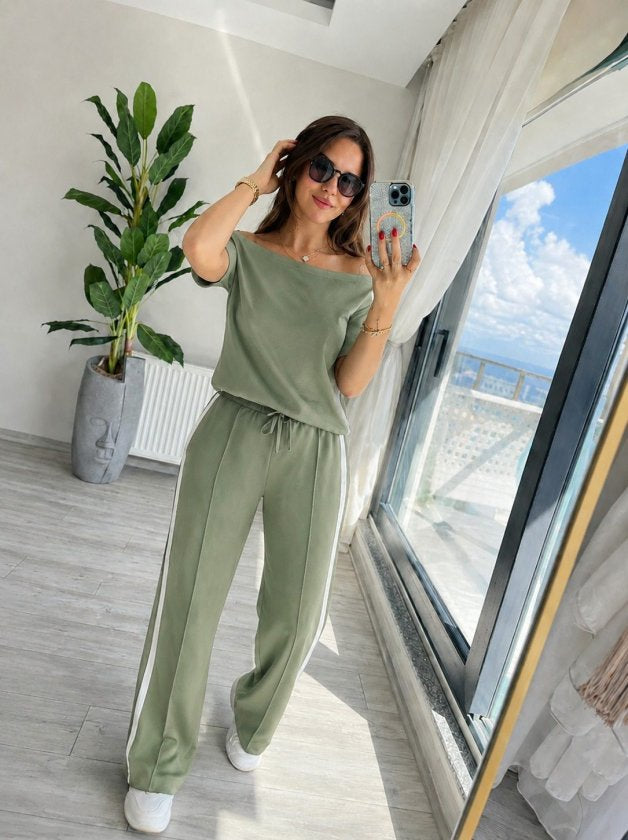 Compleu din viscon cu o bretela deschisă, detaliu cu panglică pe laturi, bluza și pantalon două piese, 36519
