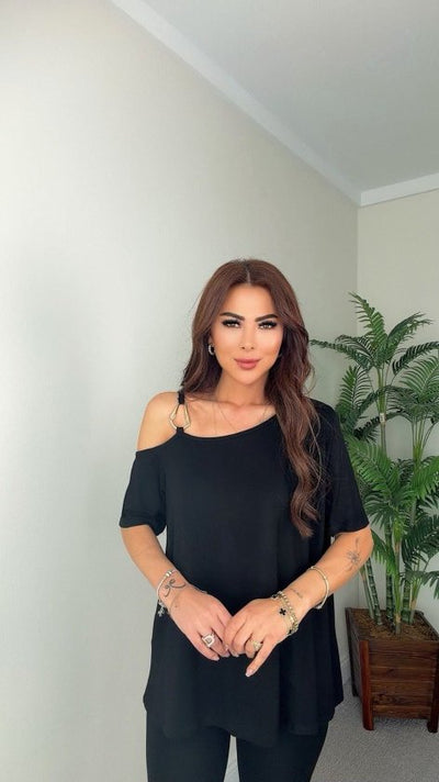 Bluza din viscon cu mânecă scurtă, bretela unui singur umar, detalii cu cataramă, 36530
