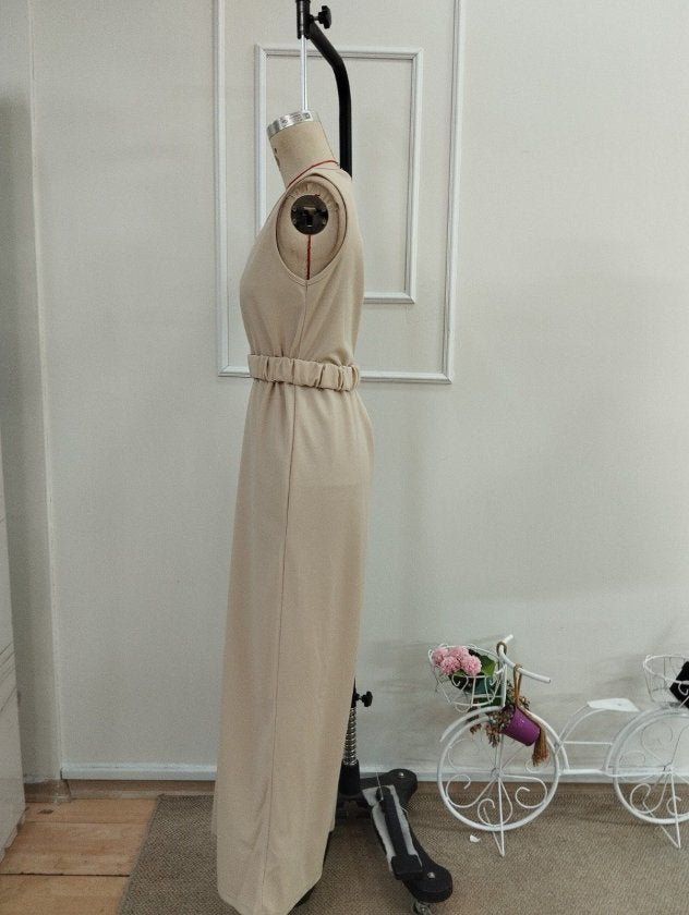 Salopet lungă de damă, import, din crep, cu bretele, decolteu petrecut și detaliu cordon în talie, 36860