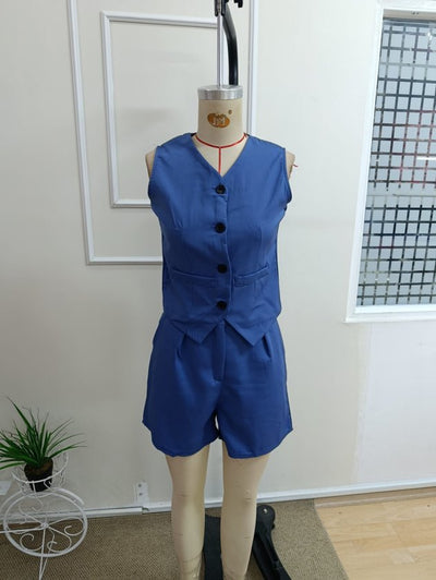 Set de două piese pentru femei, vestă și pantaloni scurți din satin, fără mâneci, cu decolteu în V și nasturi, 37299
