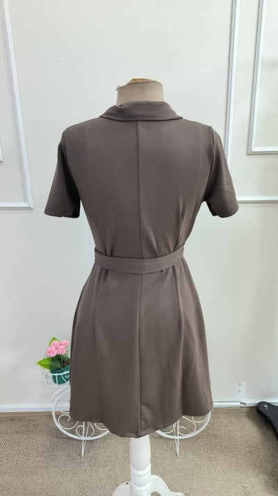 Rochie scurtă din modal mânecă scurtă guler fermoar în față și buzunare, 37300