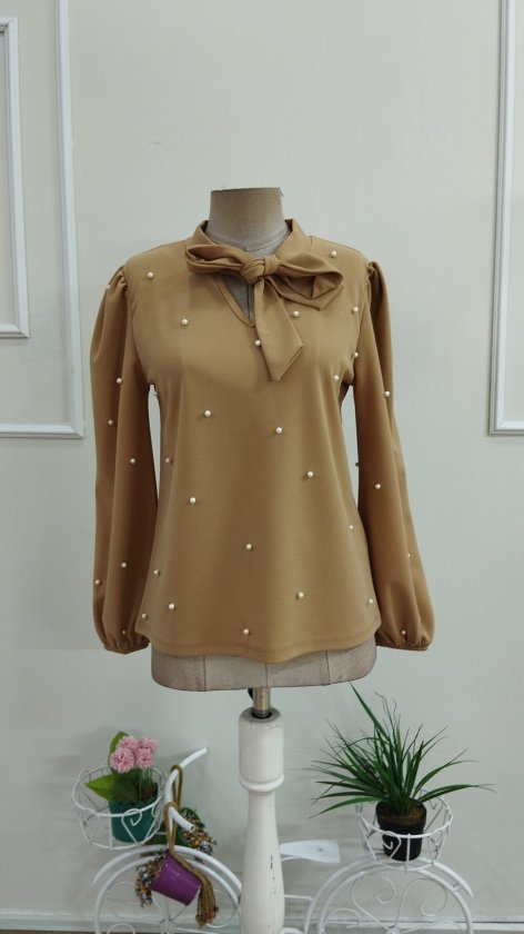 Bluză din stofă crepon import mânecă lungă cu fundă la gât perle, 37313