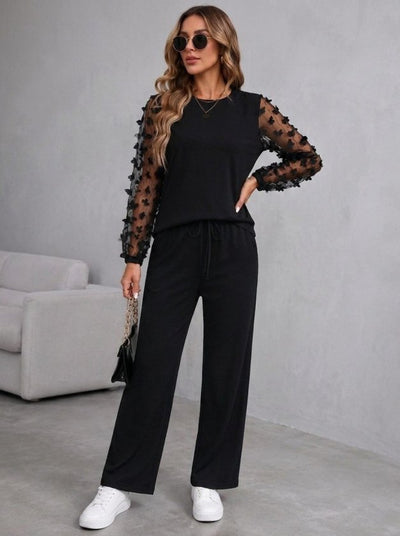 Compleu bluză din viscoză dublă cu mâneci lungi, guler barcă, cu tull pe mâneci și pantalon, 37428