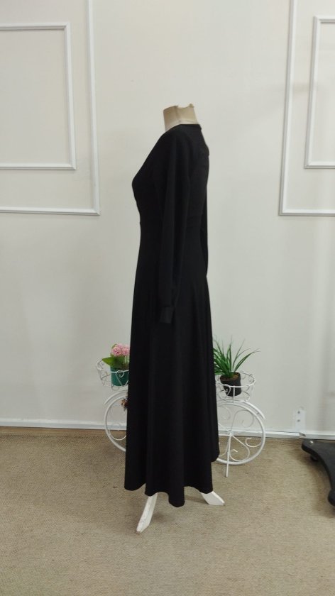 Rochie lungă din stofă crepon mânecă lungă guler cruce cu plisuri și corset la talie, 37323