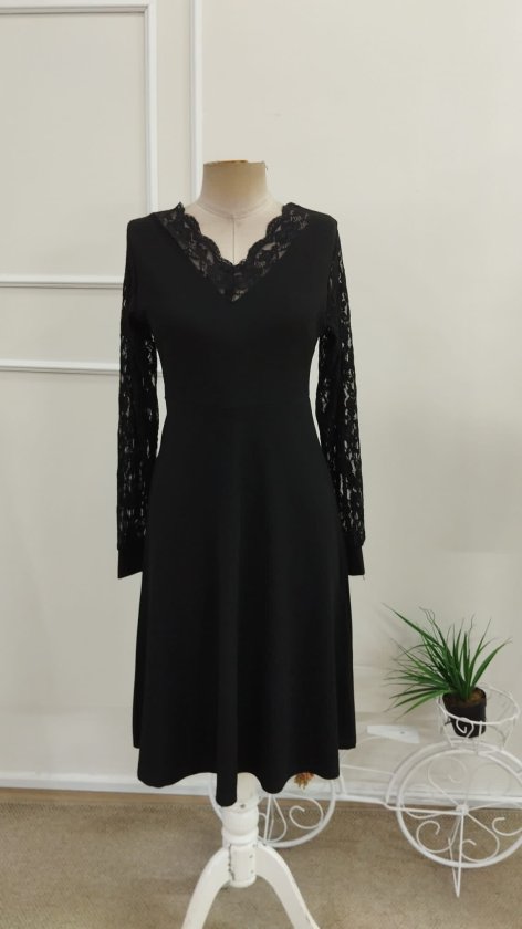 Rochie scurtă din stofă crepon guler V cu dantelă, 37397