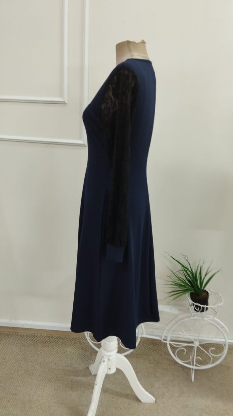 Rochie scurtă din stofă crepon guler V cu dantelă, 37399