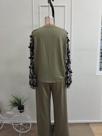 Compleu bluză din viscoză dublă cu mâneci lungi, guler barcă, cu tull pe mâneci și pantalon, 37430