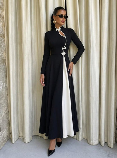 Rochie lungă crepon cu mâneci lungi, guler asimetric cu detaliu picătură, bicolor, 37443