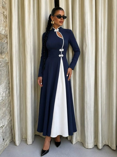 Rochie lungă crepon cu mâneci lungi, guler asimetric cu detaliu picătură, bicolor, 37444