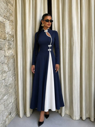 Rochie lungă crepon cu mâneci lungi, guler asimetric cu detaliu picătură, bicolor, 37444