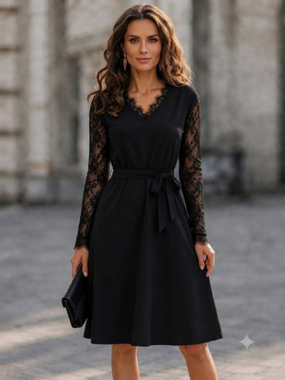 Rochie crepon scurtă din import cu mâneci lungi, guler V din dantelă, cu curea și buzunare, 37475
