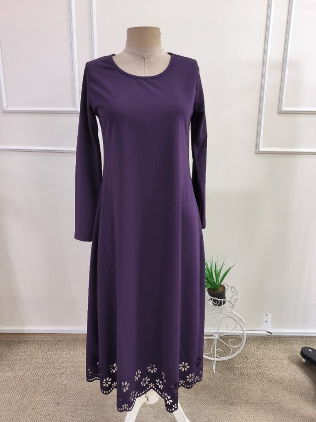 Rochie midi crepon din import, cu mâneci lungi, guler rotund, cu detaliu flori tăiat cu laser, 37487