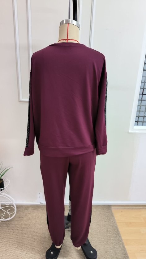 Compleu bluză cu mâneci lungi, guler barcă, detaliu tull și pantalon din viscoză dublă, 37521