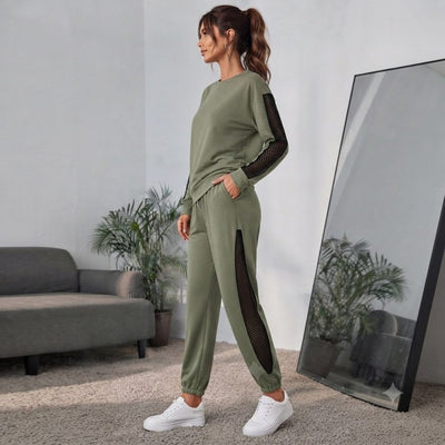 Compleu bluză cu mâneci lungi, guler barcă, detaliu tull și pantalon din viscoză dublă, 37522