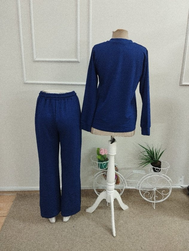 Compleu bluză V-neck cu viscoză dublă și pantalon cu detaliu deschizătură, 37525