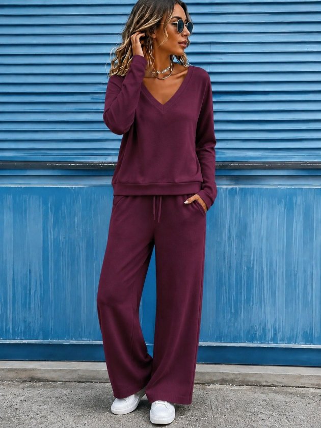 Set de două piese pentru femei - bluză din viscoză cu mâneci lungi, gât V și pantaloni legați din talie, 37608