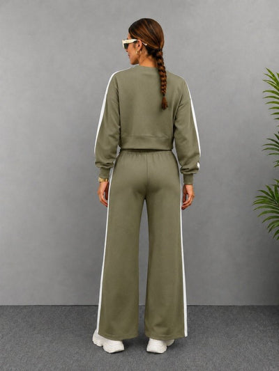 Set de două piese pentru femei - bluză scurtă din viscoză cu mâneci lungi, gât rotund și pantaloni, 37610